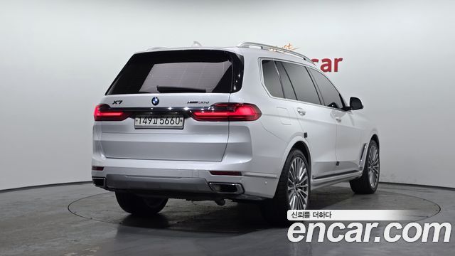 BMW X7 2020 — photo 2
