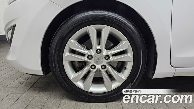 Hyundai i30 2014 — photo 5