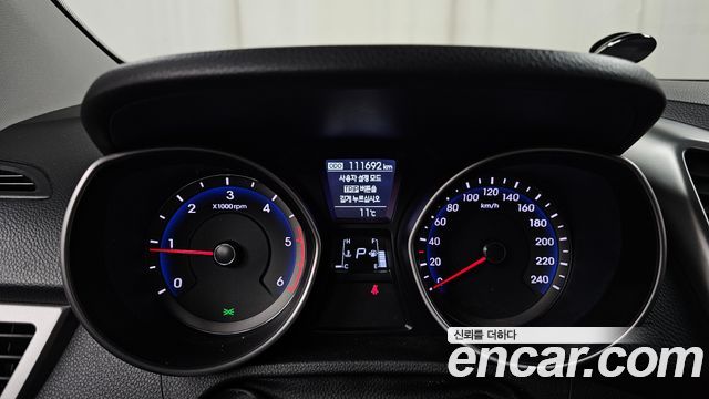 Hyundai i30 2014 — photo 8