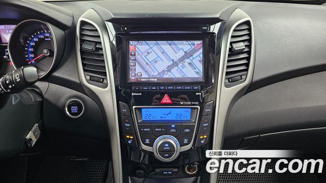 Hyundai i30 2014 — photo 16