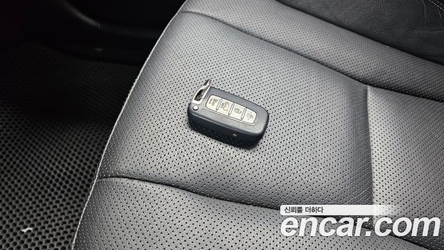 Hyundai i30 2014 — photo 19