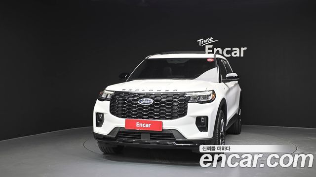 Ford Explorer 2025 — photo 3