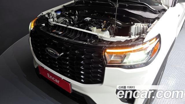 Ford Explorer 2025 — photo 6
