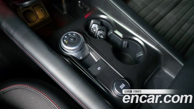 Ford Explorer 2025 — photo 9