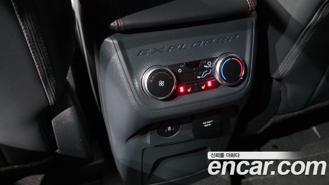 Ford Explorer 2025 — photo 16