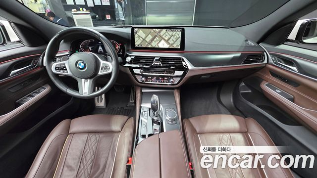 BMW Gran Turismo 2023 — photo 7