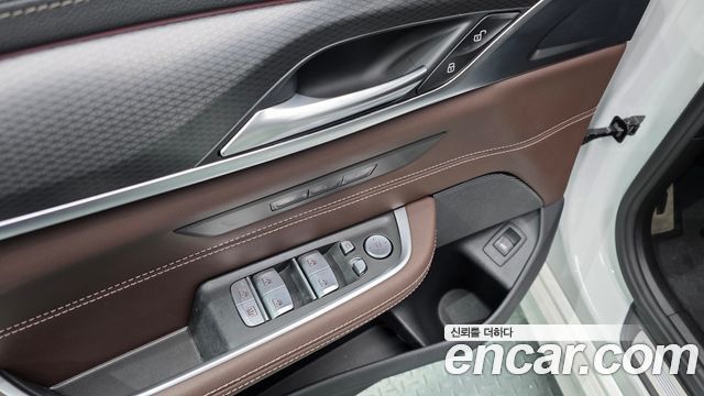 BMW Gran Turismo 2023 — photo 11