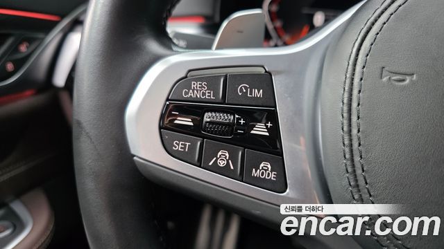 BMW Gran Turismo 2023 — photo 12