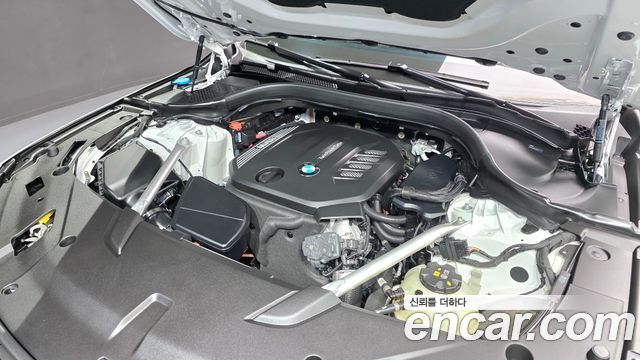 BMW Gran Turismo 2023 — photo 20