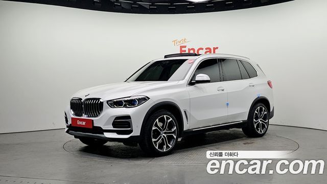 BMW X5 2022 — photo 1
