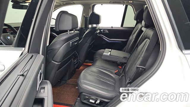 BMW X5 2022 — photo 11