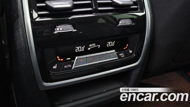 BMW X5 2022 — photo 19