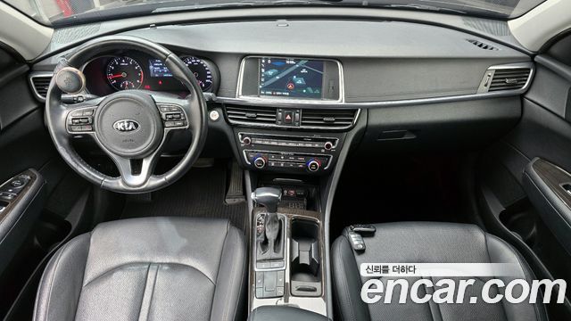 Kia K5 2018 — photo 7