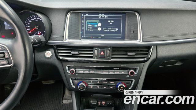 Kia K5 2018 — photo 14