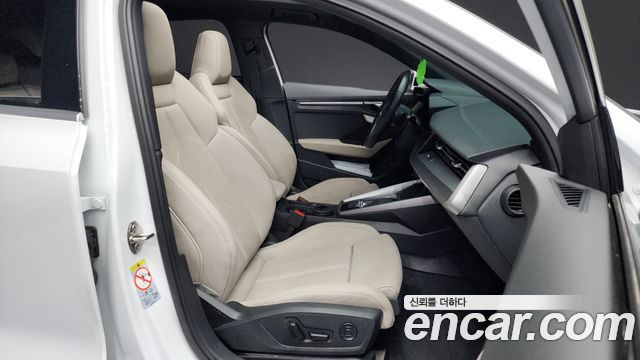 Audi A3 2024 — photo 11