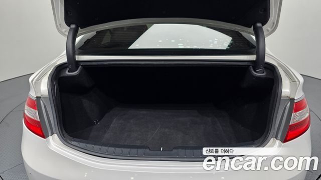 Hyundai Grandeur 2014 — photo 20