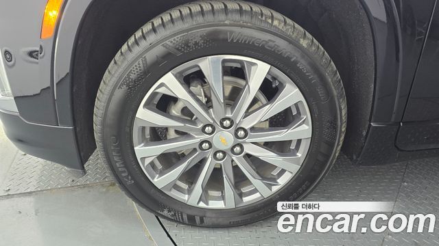 Chevrolet Korea Traverse 2023 — photo 5