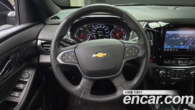 Chevrolet Korea Traverse 2023 — photo 13