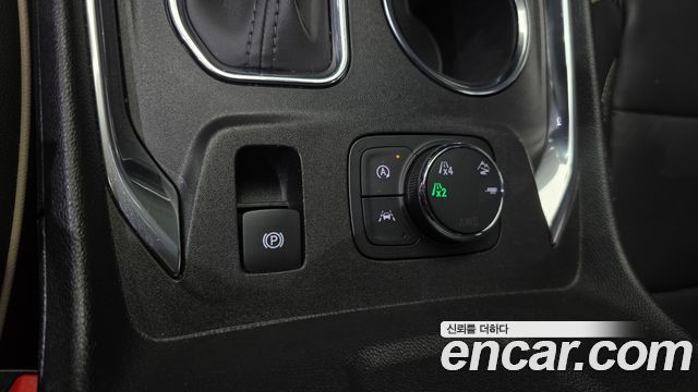 Chevrolet Korea Traverse 2023 — photo 17
