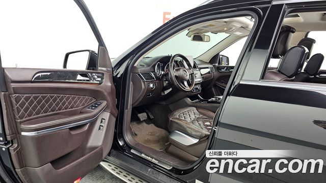 Mercedes-Benz GLS-Class 2017 — photo 10