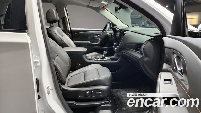 Chevrolet Korea Traverse 2021 — photo 10