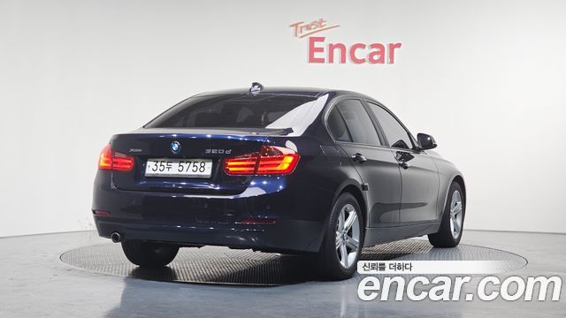 BMW 3-Series 2015 — photo 2