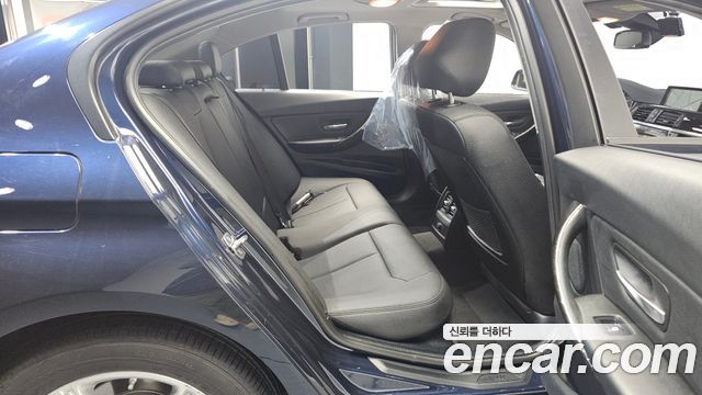BMW 3-Series 2015 — photo 12