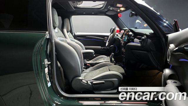 Mini Cooper 2022 — photo 10