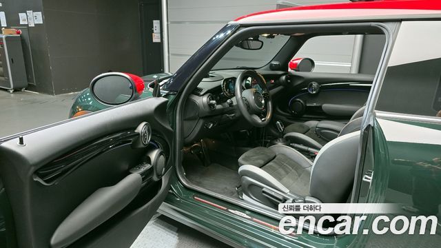 Mini Cooper 2022 — photo 11