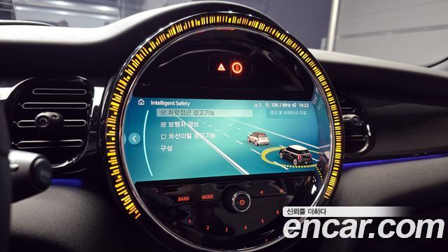 Mini Cooper 2022 — photo 15