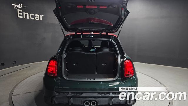 Mini Cooper 2022 — photo 20