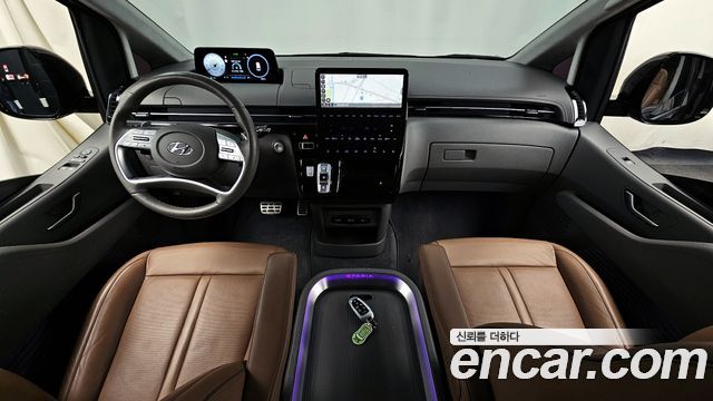 Hyundai Staria 2023 — photo 7
