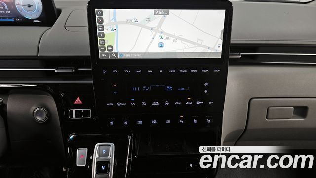 Hyundai Staria 2023 — photo 14