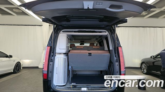 Hyundai Staria 2023 — photo 20