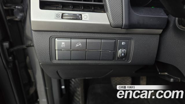 KG Mobility Rexton 2019 — photo 16