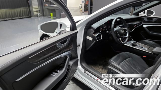 Audi A6 2023 — photo 11