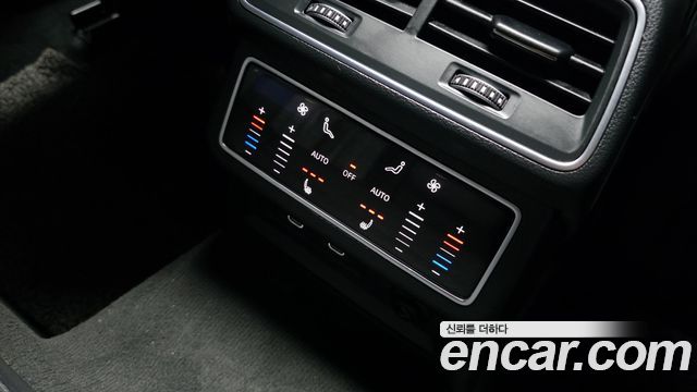 Audi A6 2023 — photo 18