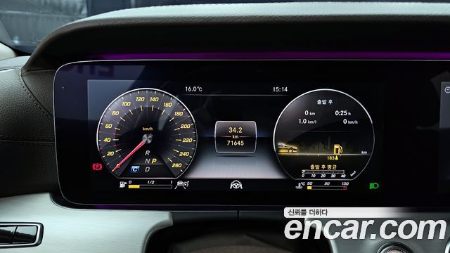 Mercedes-Benz CLS-Class 2019 — photo 8