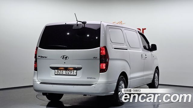 Hyundai Starex 2020 — photo 2