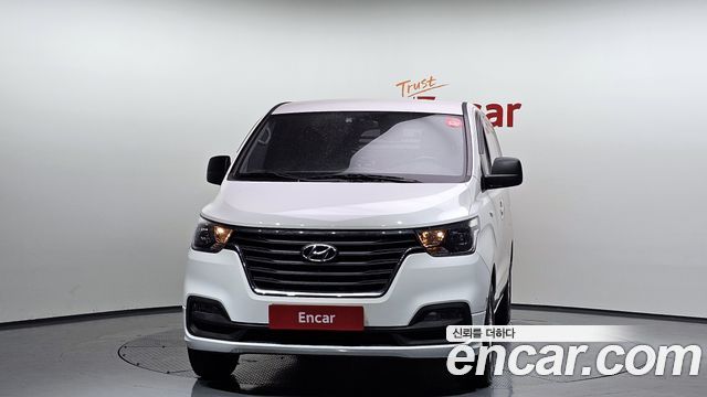 Hyundai Starex 2020 — photo 3
