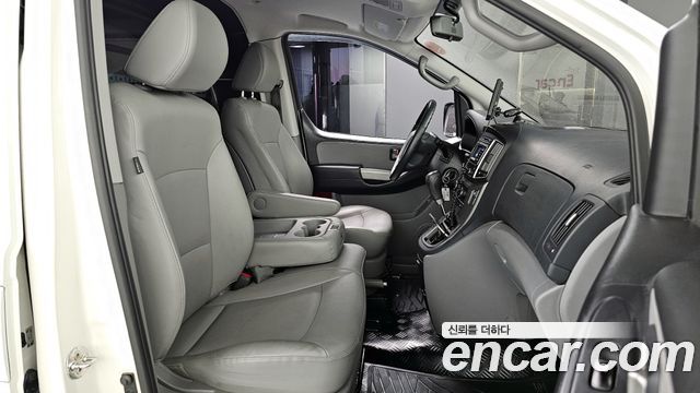Hyundai Starex 2020 — photo 10