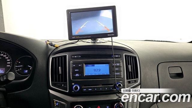 Hyundai Starex 2020 — photo 17