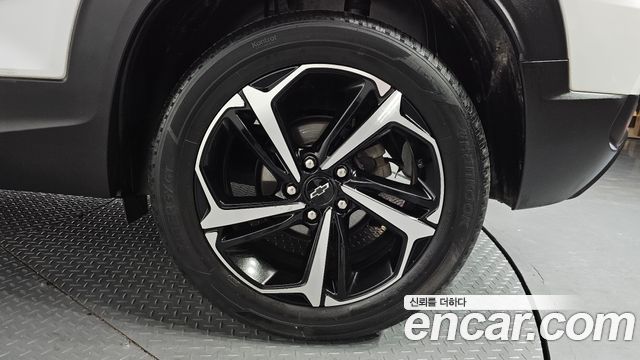 Chevrolet Korea Trailblazer 2021 — photo 5