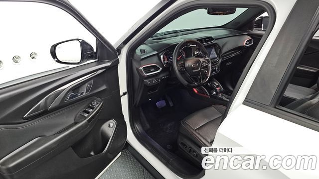 Chevrolet Korea Trailblazer 2021 — photo 11