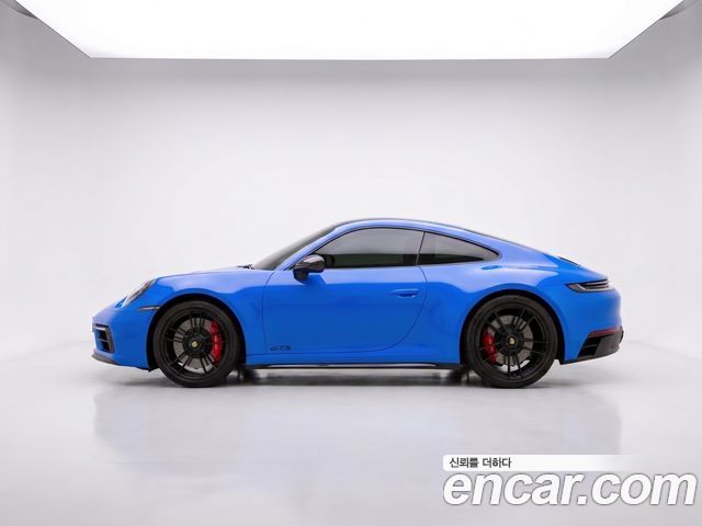 Porsche 911 2022 — photo 1