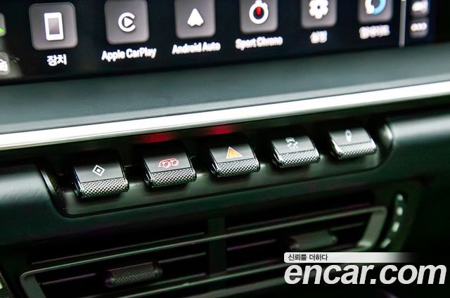 Porsche 911 2022 — photo 15