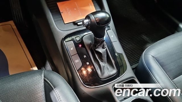 Kia K3 2016 — photo 9