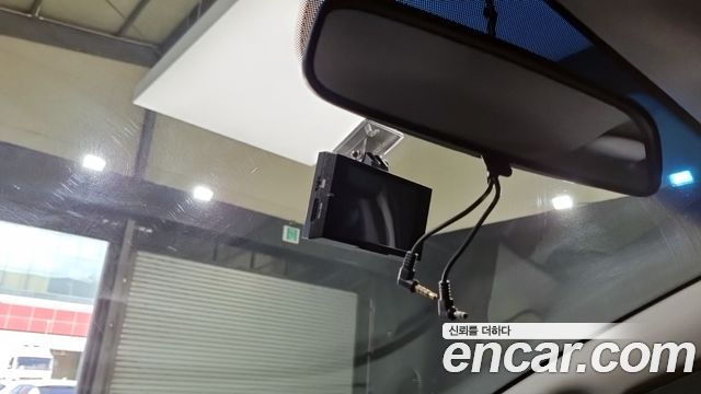 Kia K3 2016 — photo 17
