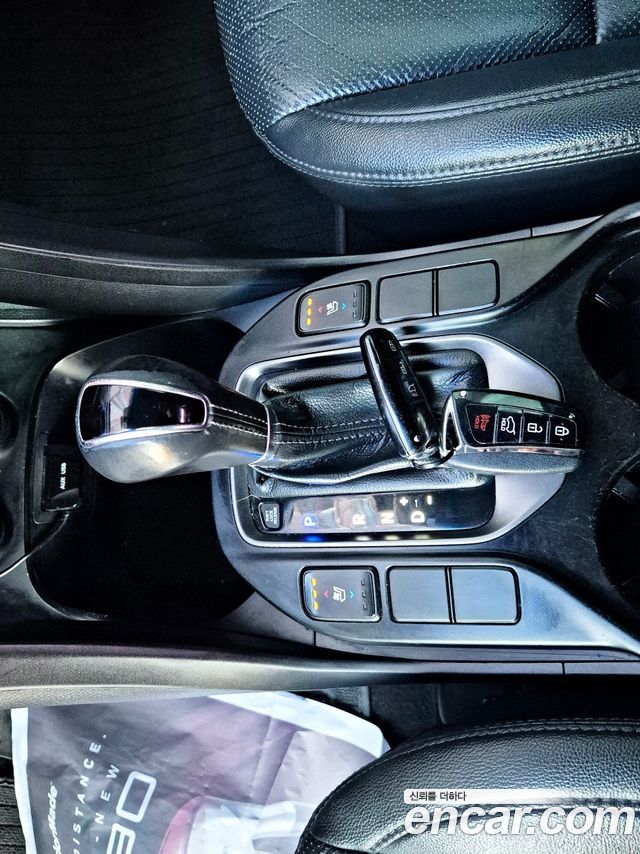 Hyundai Santafe 2015 — photo 12
