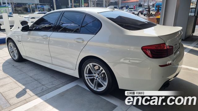 BMW 5-Series 2016 — photo 7